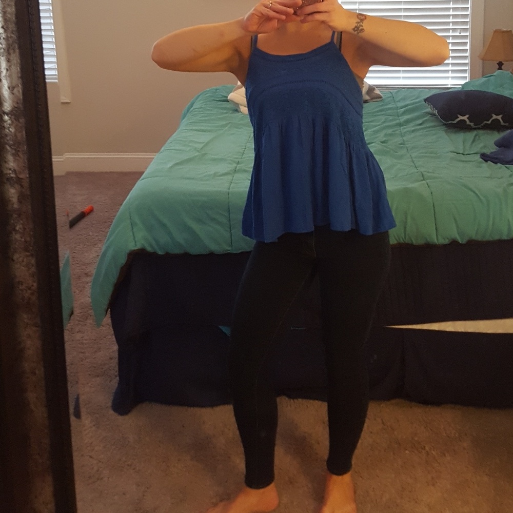 4/$16! Xhilaration top from Target
